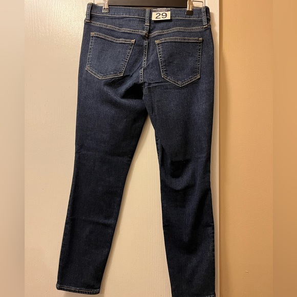 NWT size 29 Gap Mid Rise Skinny Short Jeans - Picture 5 of 5